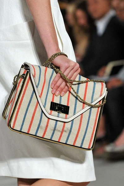 Look 8
